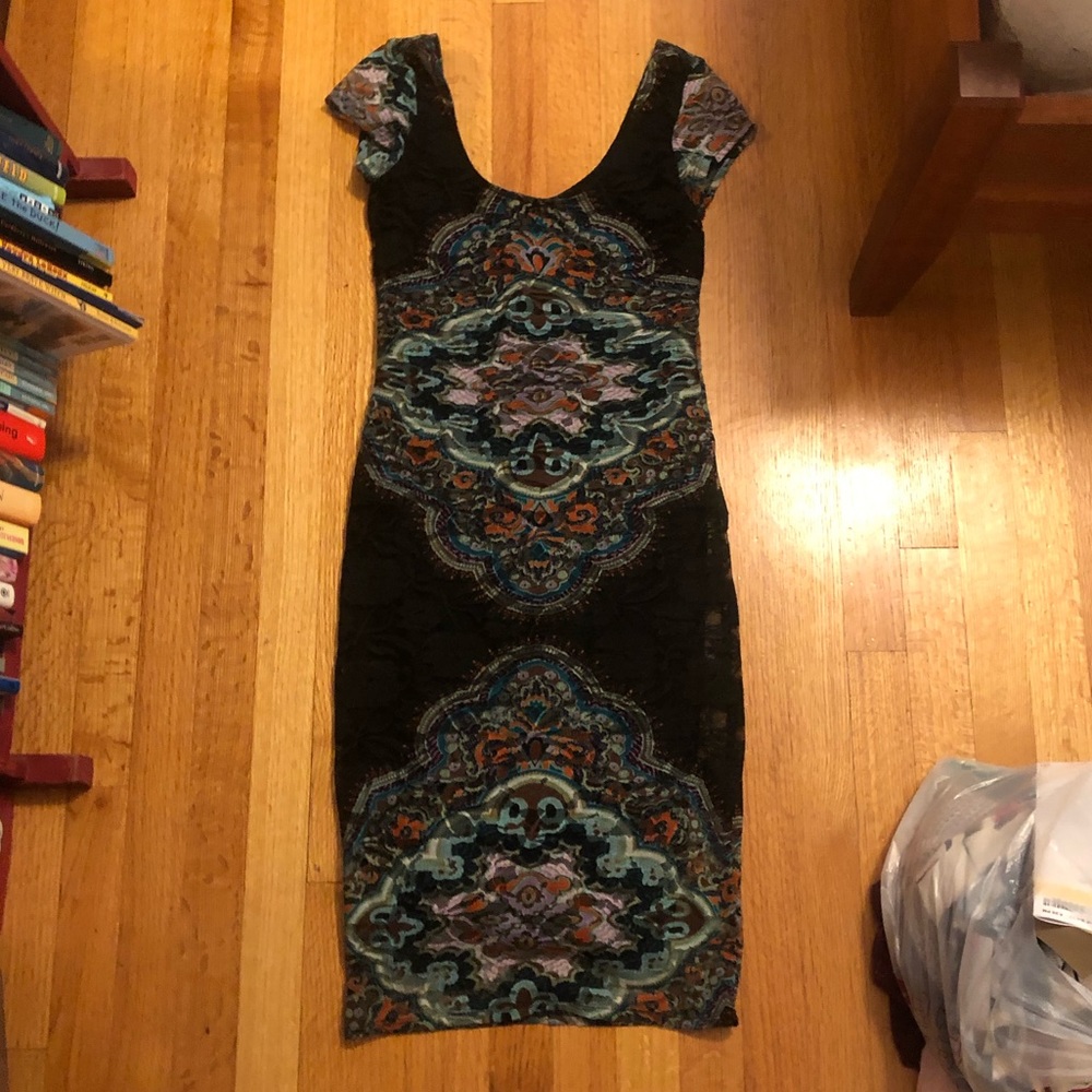 Lace bodycon midi dress size M (runs small)